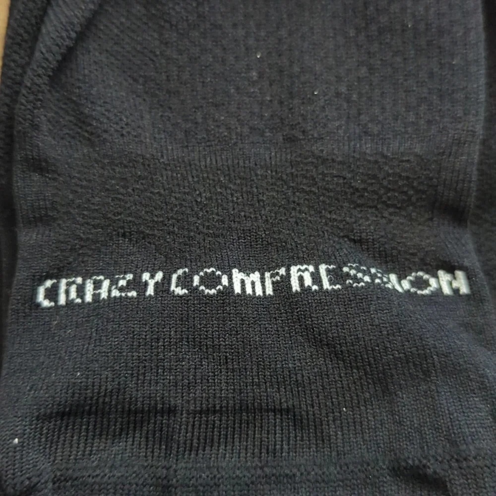 Crazy Compression - Picture 2 of 3